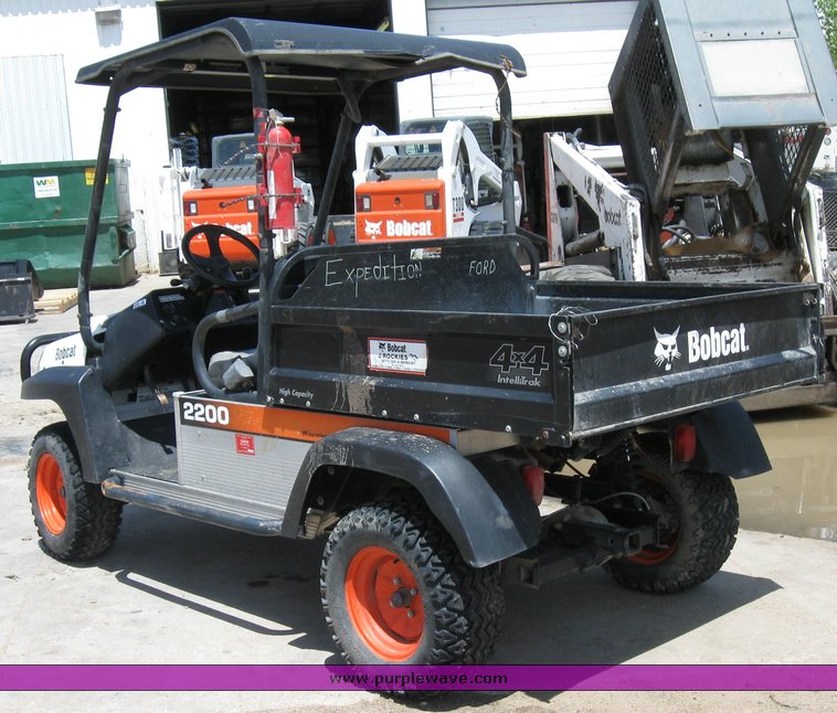 image for item 6704 2005 Bobcat 2200 Intellitrack utility vehicle
