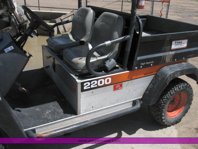 image for item 6704 2005 Bobcat 2200 Intellitrack utility vehicle