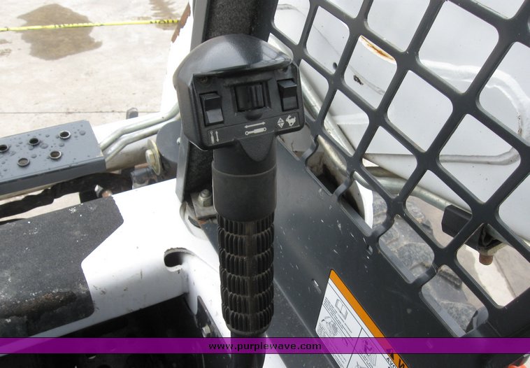 image for item 6708 2007 Bobcat S175 skid steer