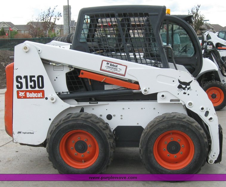 image for item 6709 Bobcat S150 skid steer
