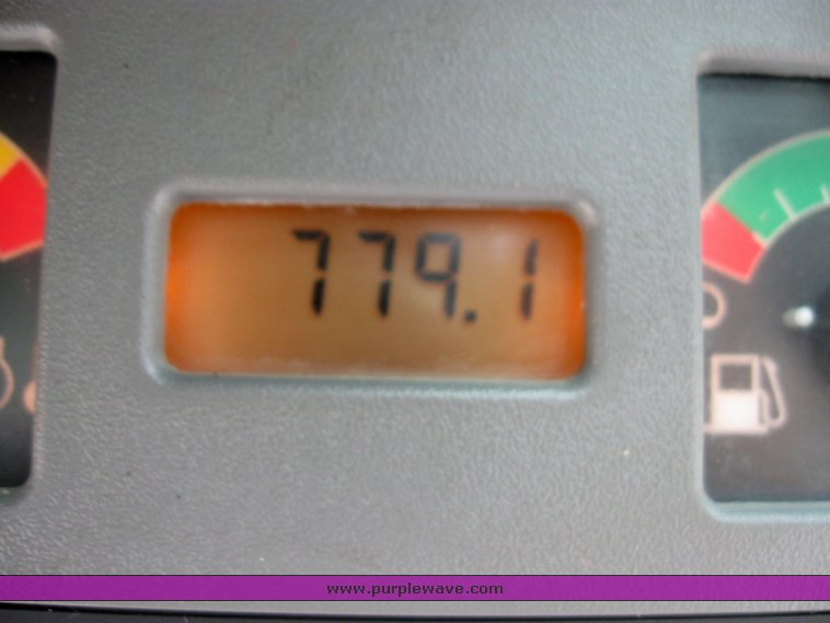 image for item 6709 Bobcat S150 skid steer