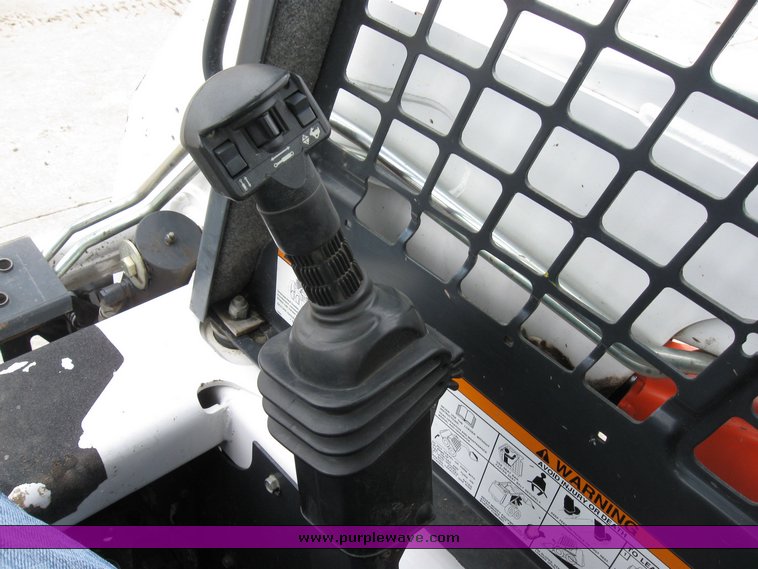 image for item 6709 Bobcat S150 skid steer