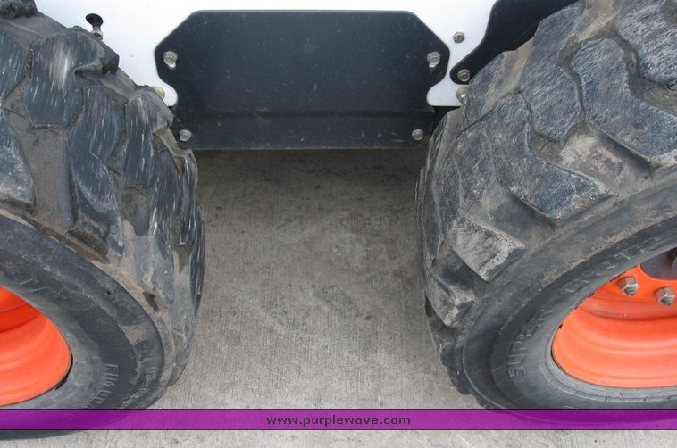 image for item 6709 Bobcat S150 skid steer