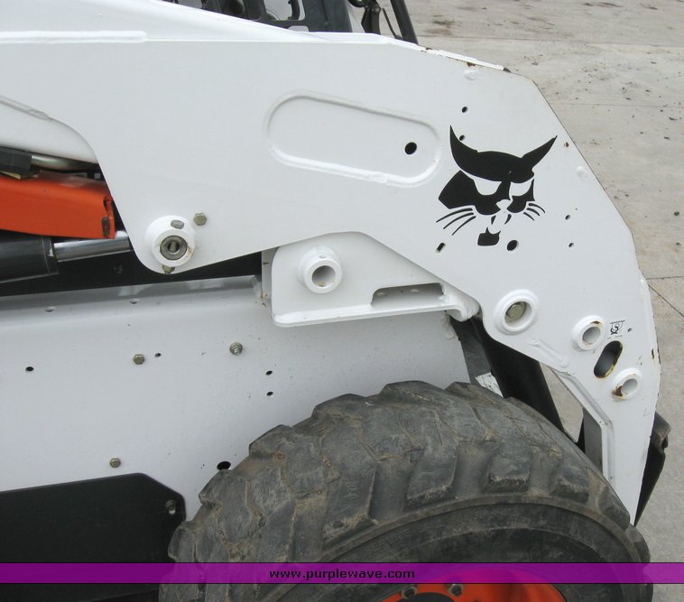 image for item 6709 Bobcat S150 skid steer