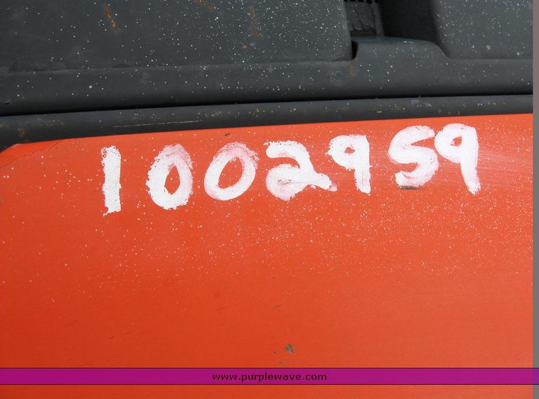 image for item 6709 Bobcat S150 skid steer