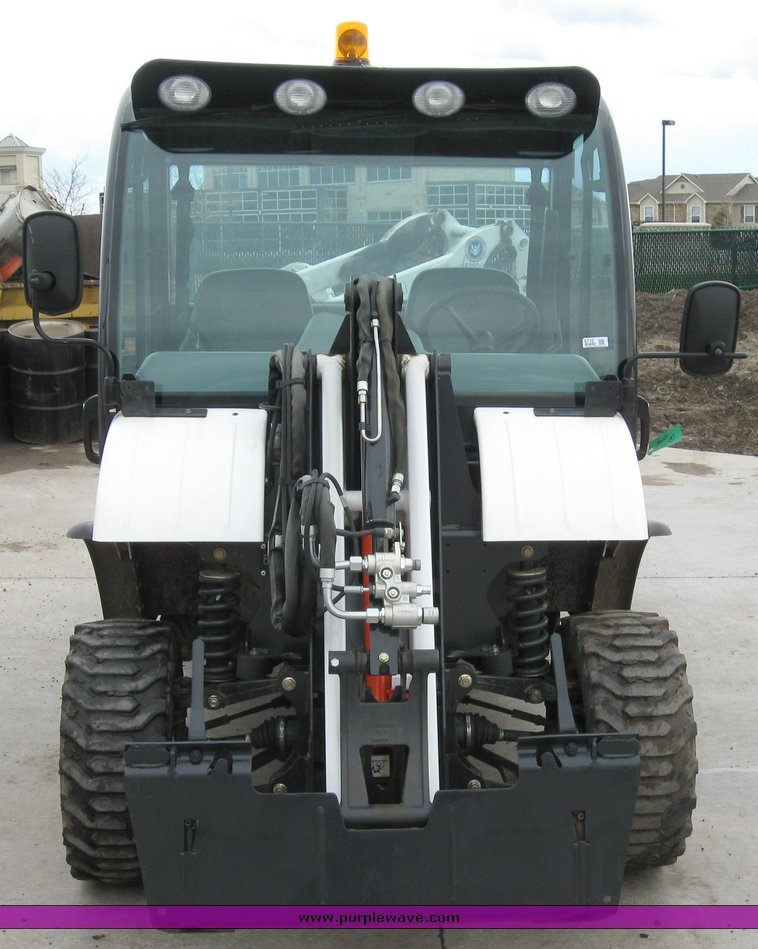 image for item 6710 2008 Bobcat 5600 toolcat