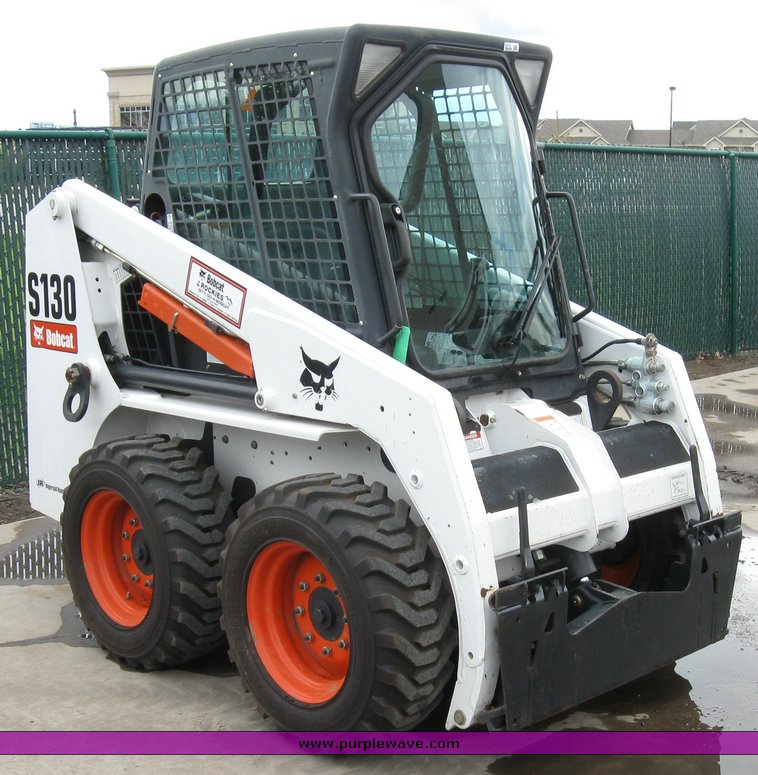 image for item 6711 2007 Bobcat S130 skid steer