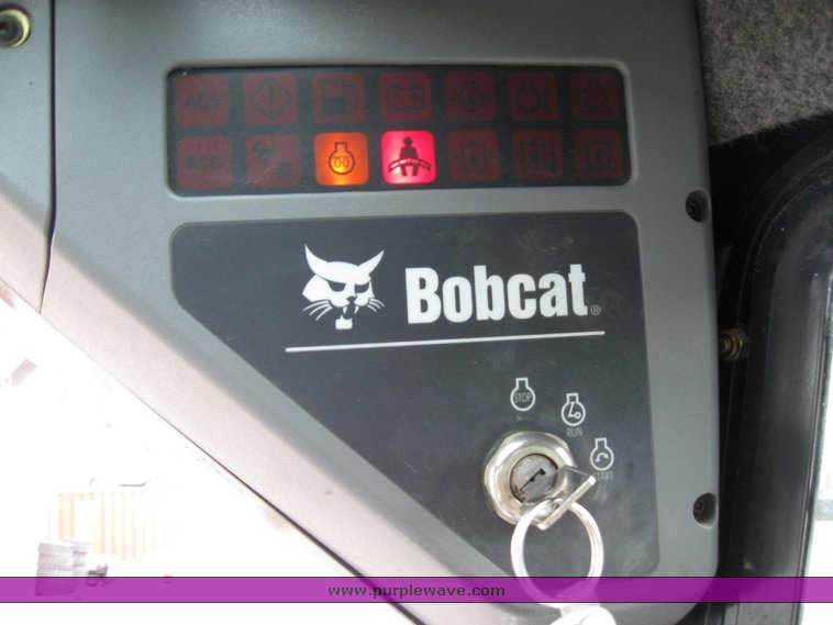 image for item 6711 2007 Bobcat S130 skid steer