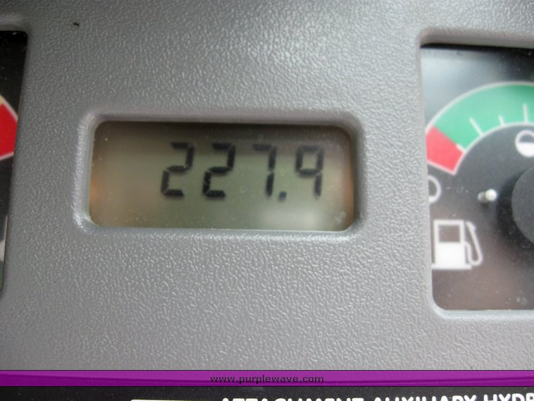 image for item 6711 2007 Bobcat S130 skid steer