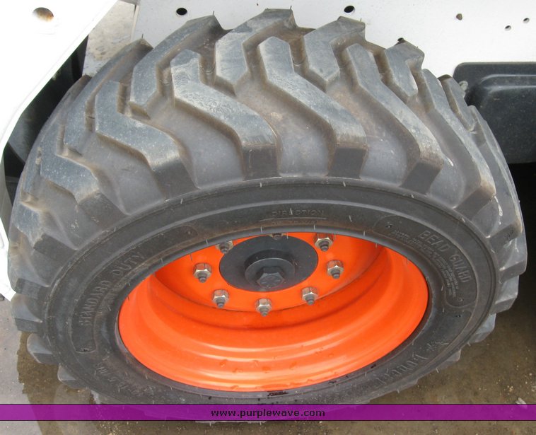 image for item 6711 2007 Bobcat S130 skid steer