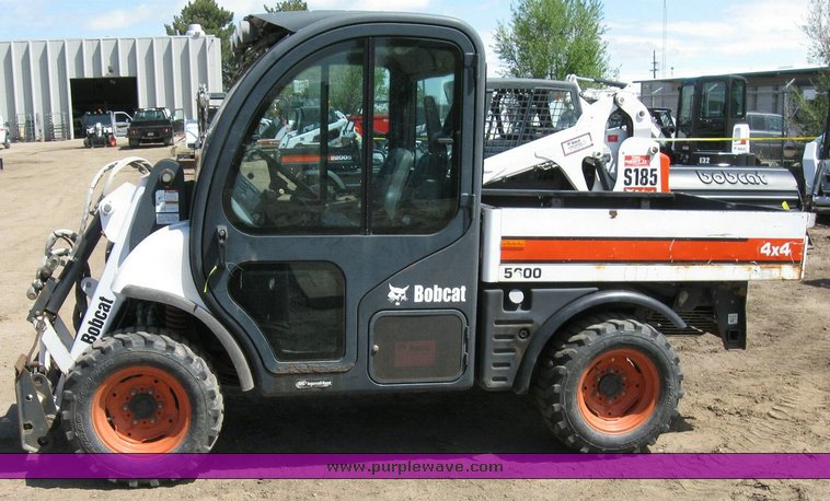 image for item 6730 2002 Bobcat 5600 toolcat