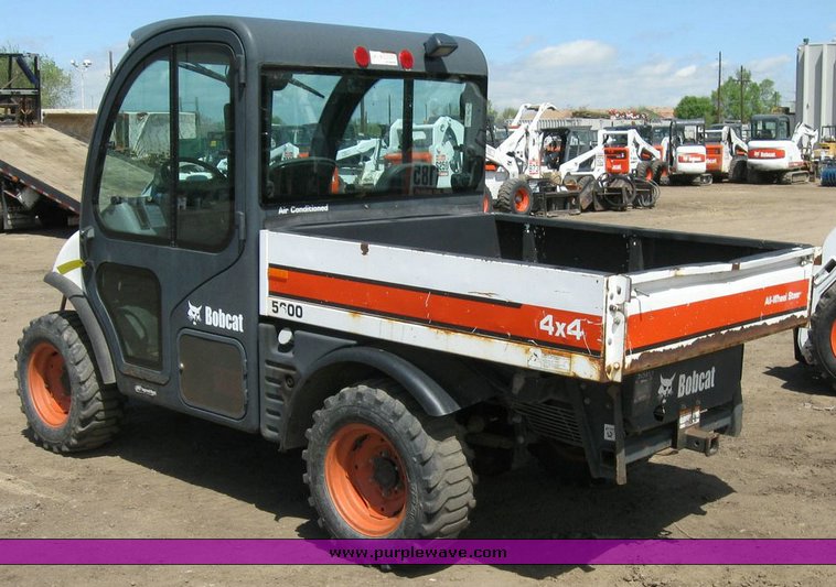 image for item 6730 2002 Bobcat 5600 toolcat