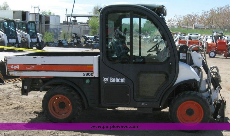 image for item 6730 2002 Bobcat 5600 toolcat