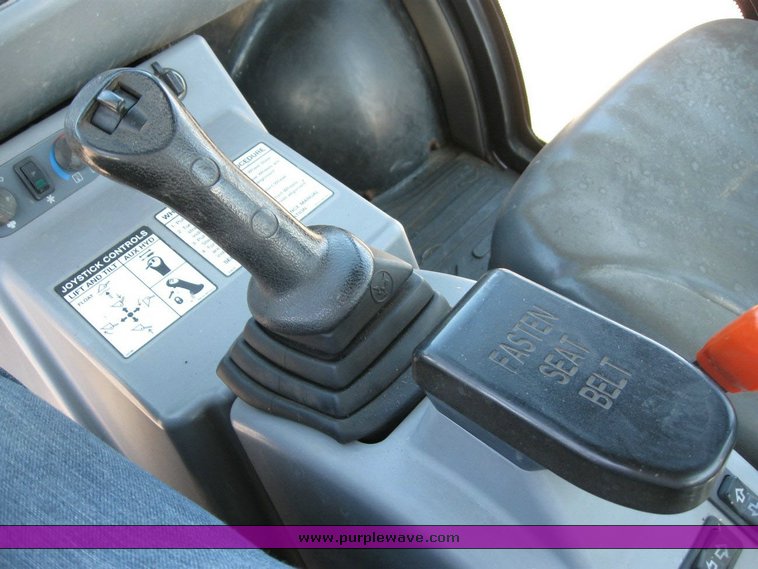 image for item 6730 2002 Bobcat 5600 toolcat