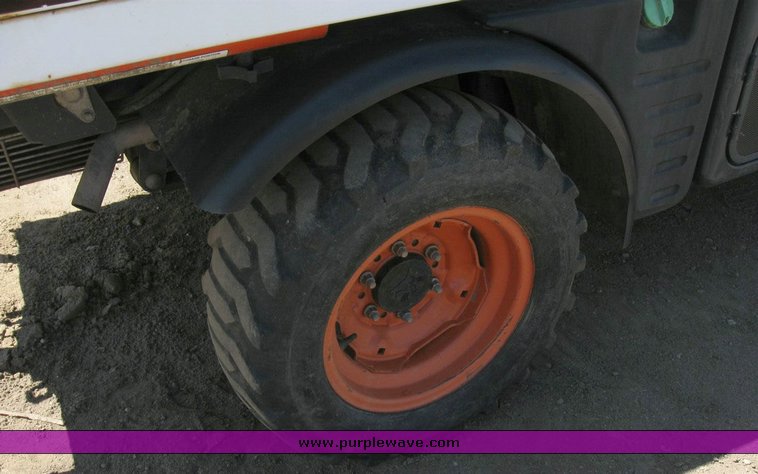 image for item 6730 2002 Bobcat 5600 toolcat