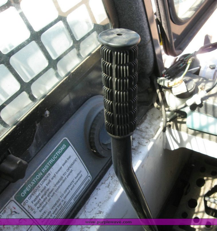 image for item 6731 2008 Bobcat S100 skid steer