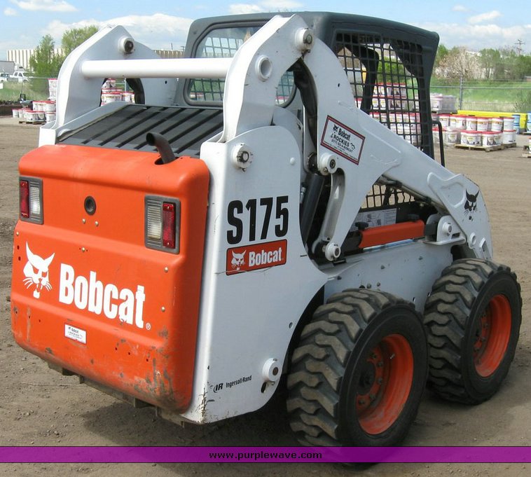 image for item 6733 2007 Bobcat S175 skid steer