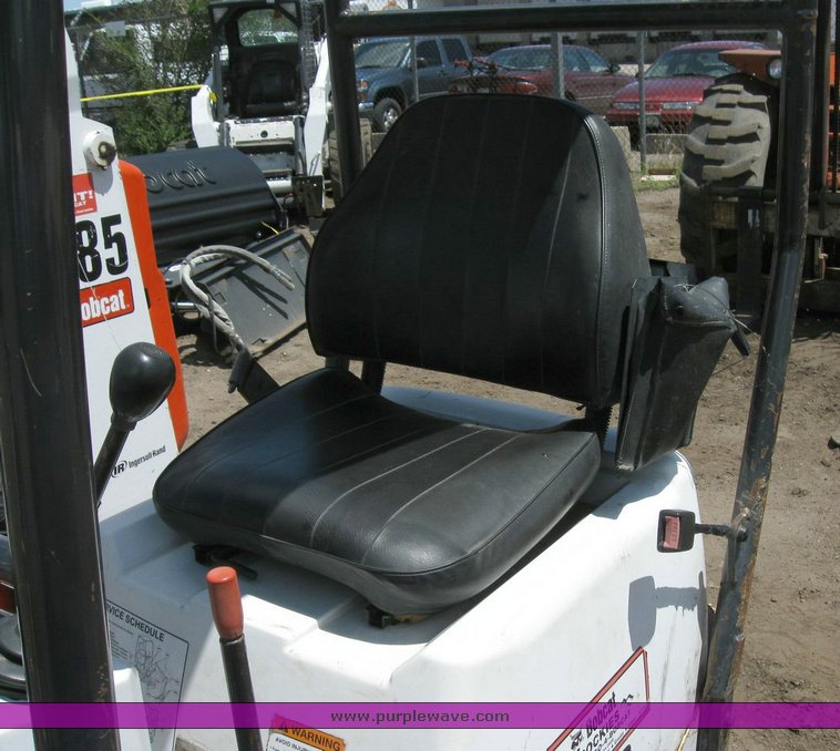 image for item 6747 2003 Bobcat 316 mini excavator