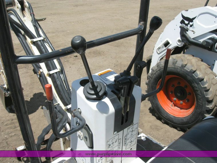 image for item 6747 2003 Bobcat 316 mini excavator
