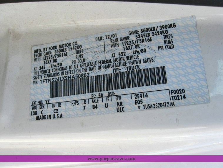 image for item 6748 2002 Ford Econoline E250