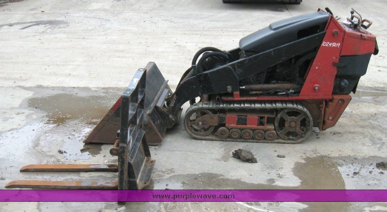 image for item 7241 Toro 22306 mini track loader