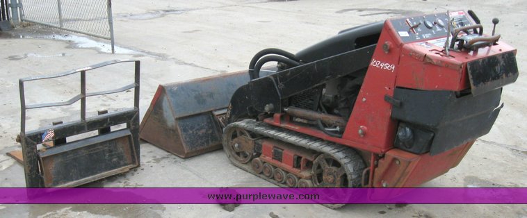 image for item 7241 Toro 22306 mini track loader