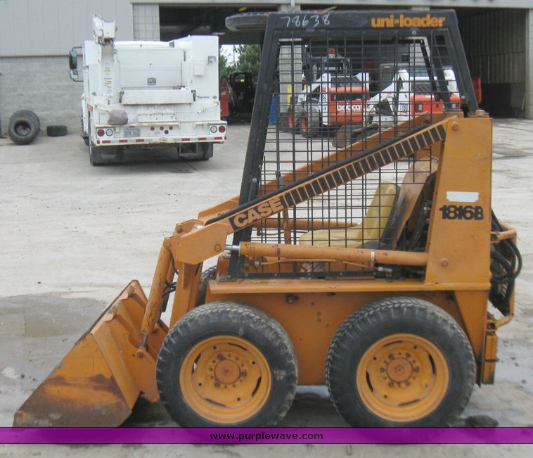 image for item 7242 Case 1816B uniloader