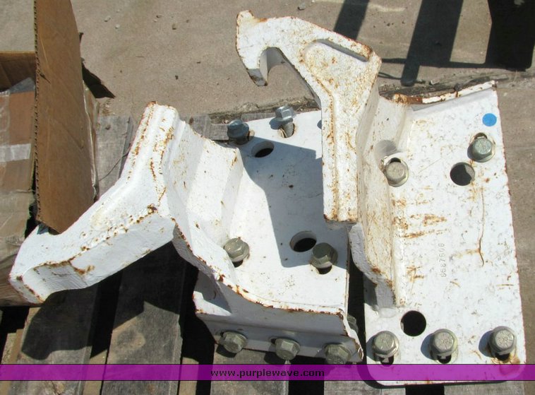 Bobcat backhoe mtg kit in Fort Worth, TX Item 8048 sold Purple Wave