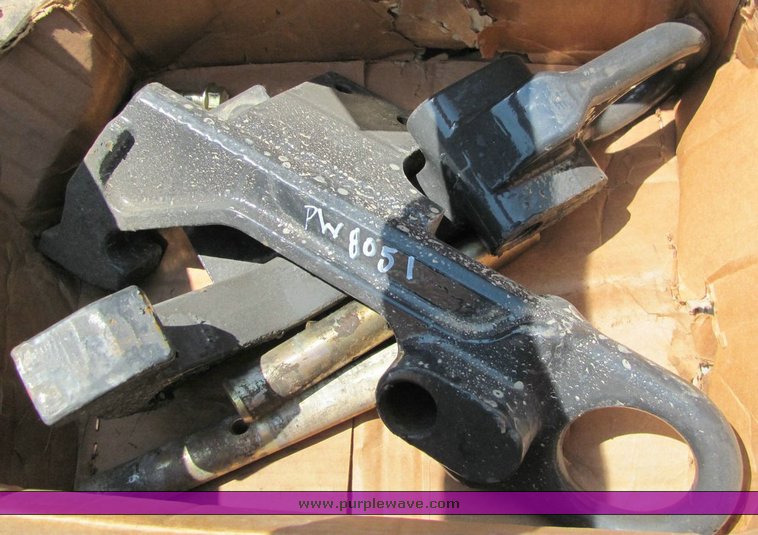 Bobcat backhoe mtg kit in Fort Worth, TX Item 8051 sold Purple Wave