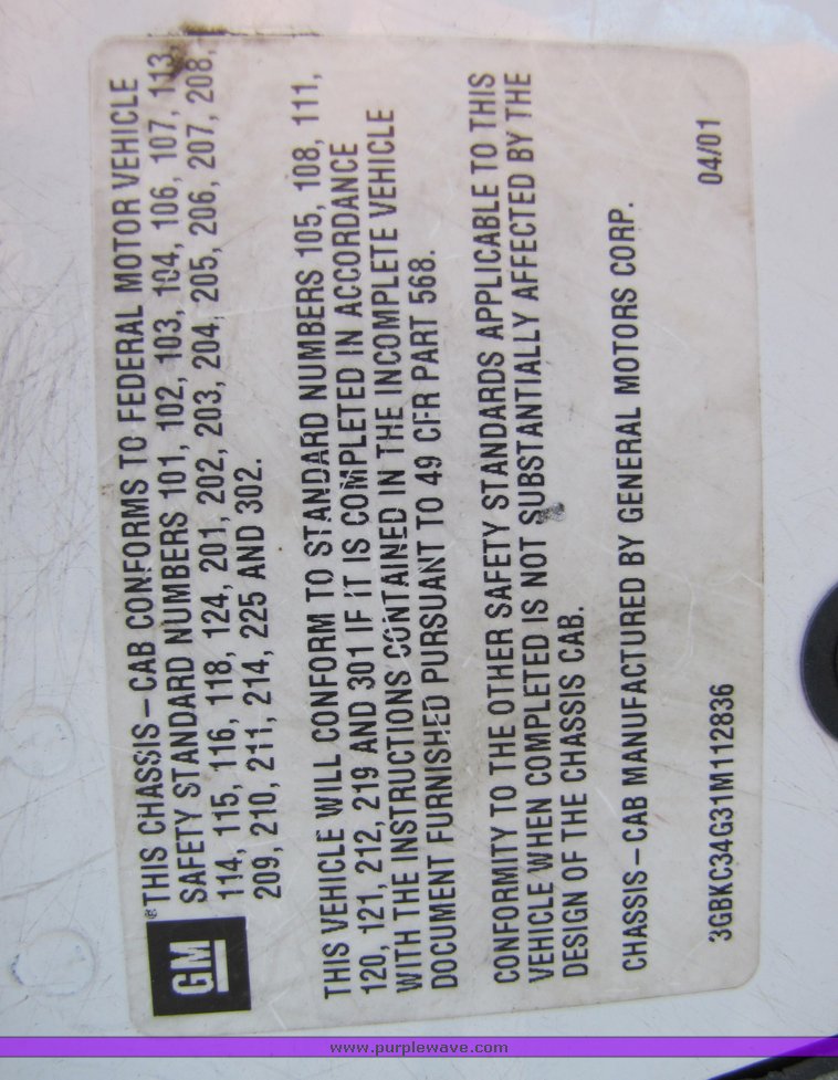 image for item 3192 2001 Chevrolet 3500-HD cab and chassis