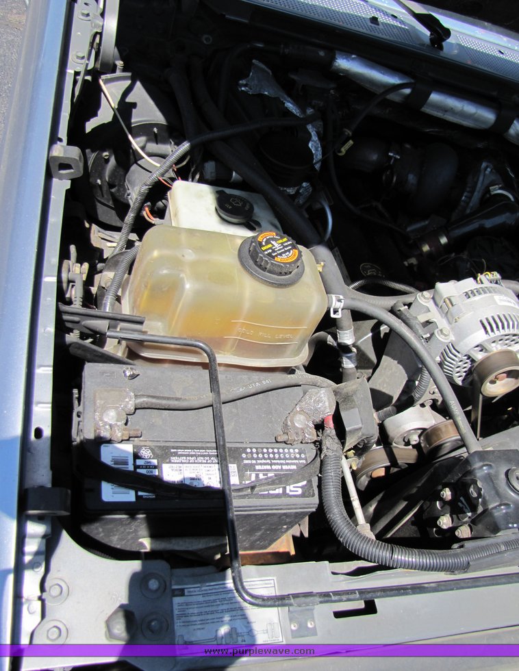 image for item 3193 1997 Ford Super Duty cab and chassis