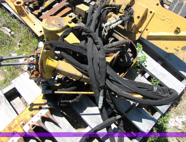 image for item 3195 6' side mount boom mower