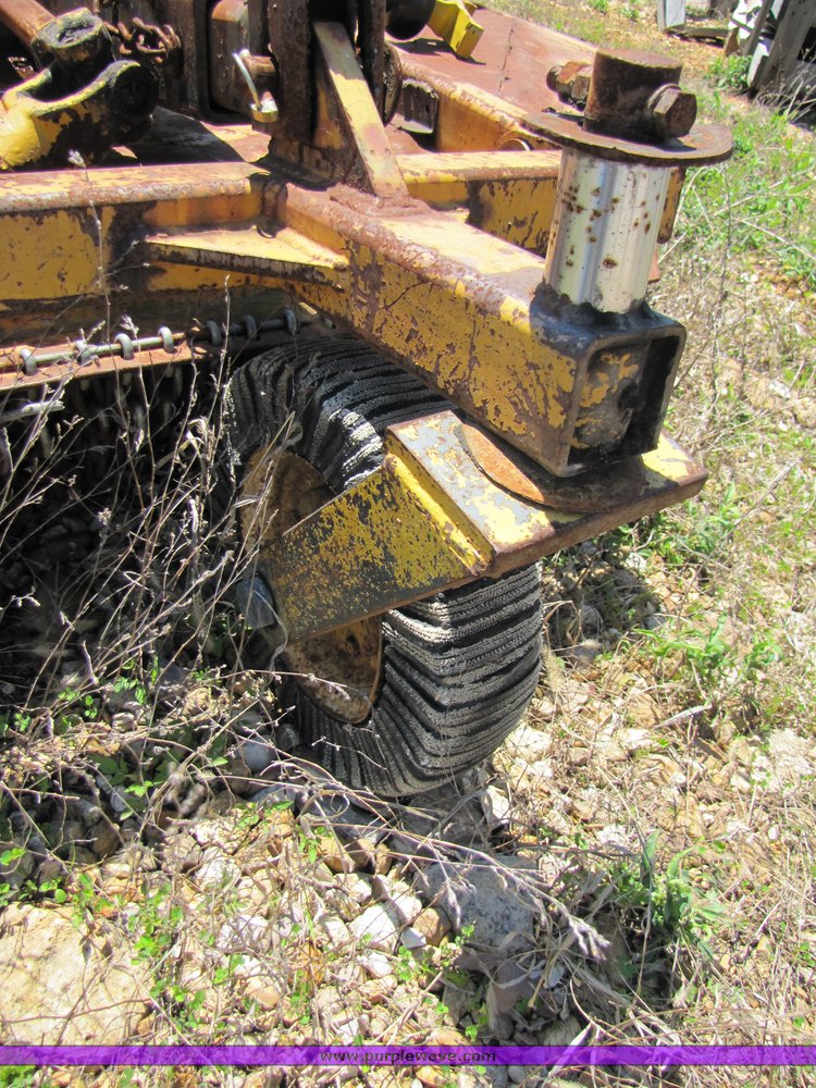 image for item 3197 6ft rotary mower