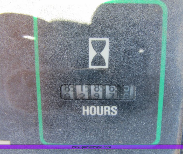 image for item 3198 Case 621B wheel loader