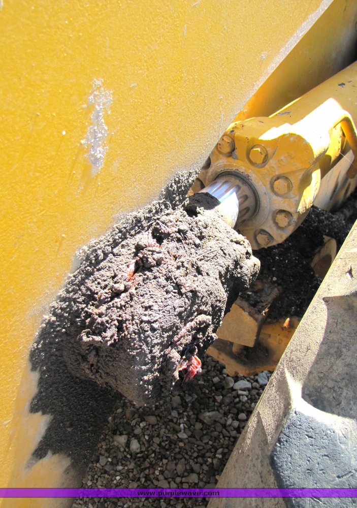 image for item 3198 Case 621B wheel loader
