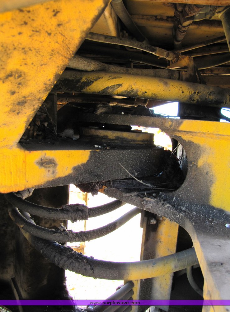 image for item 3198 Case 621B wheel loader
