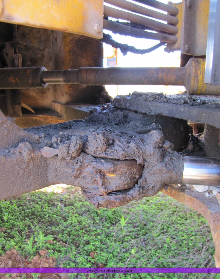 image for item 3198 Case 621B wheel loader