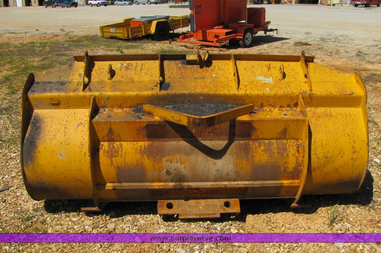 image for item 3198 Case 621B wheel loader