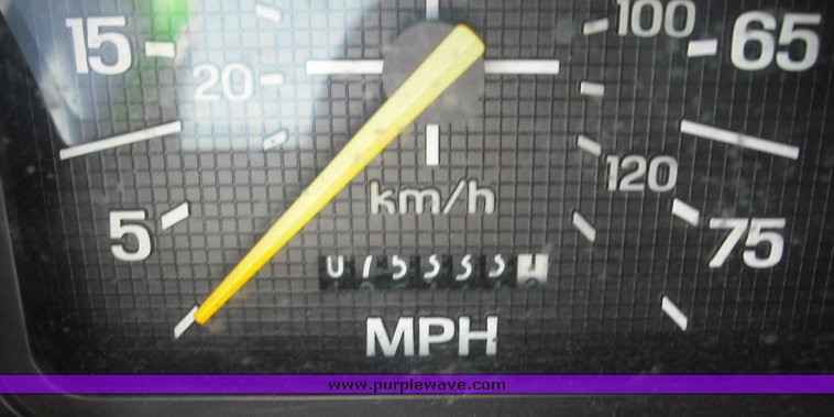 image for item 3480 1990 Ford F800 oil distributor truck