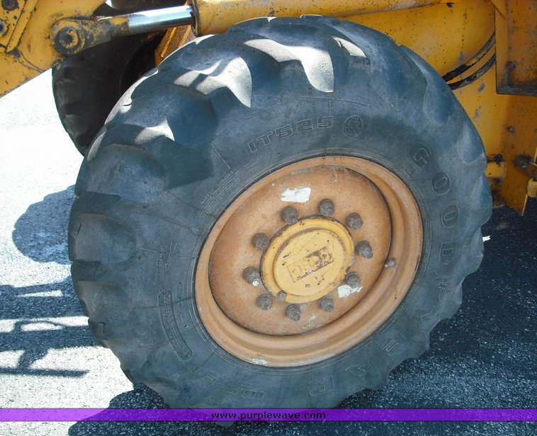 image for item 3481 1991 Case W14-C wheel loader
