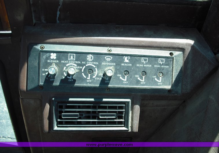 image for item 3481 1991 Case W14-C wheel loader