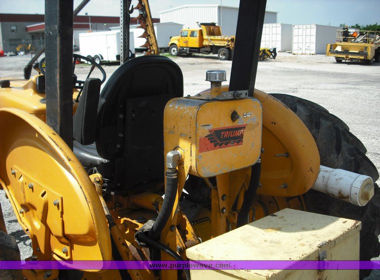 image for item 3484 1994 Ford 3930 tractor