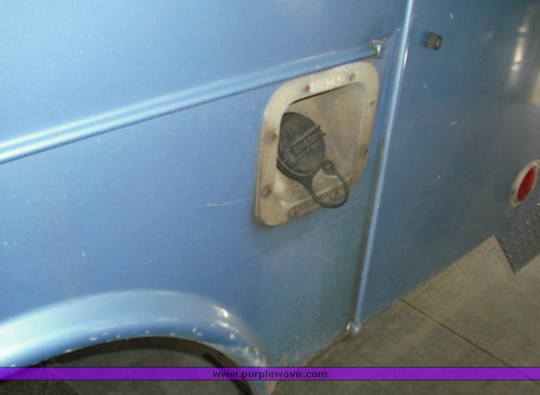 image for item 3485 1996 Ford F-Super Duty truck with utility bed