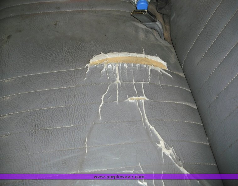 image for item 3485 1996 Ford F-Super Duty truck with utility bed