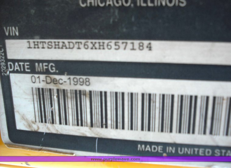 image for item 3489 1999 International 4900 6x4 XHD dump truck