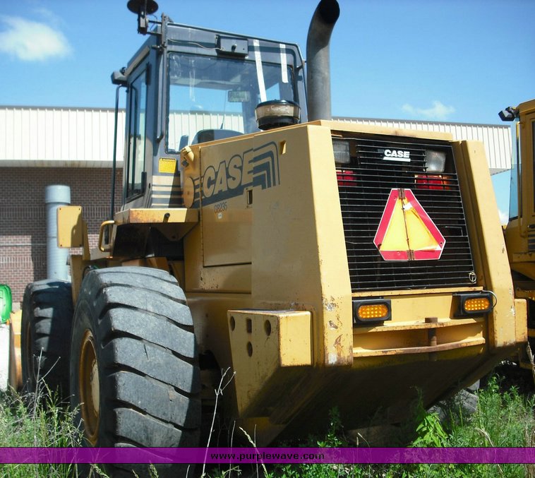 image for item 3492 1996 Case 721B wheel loader