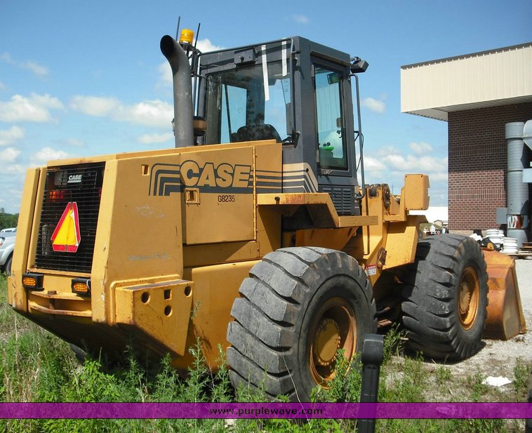 image for item 3492 1996 Case 721B wheel loader