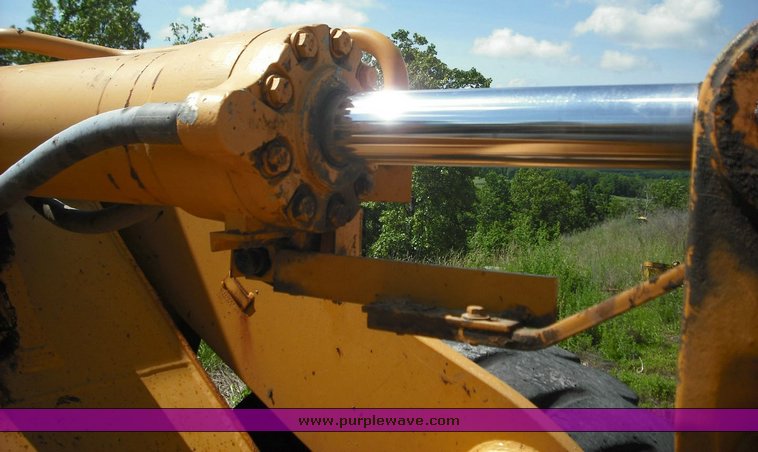 image for item 3492 1996 Case 721B wheel loader