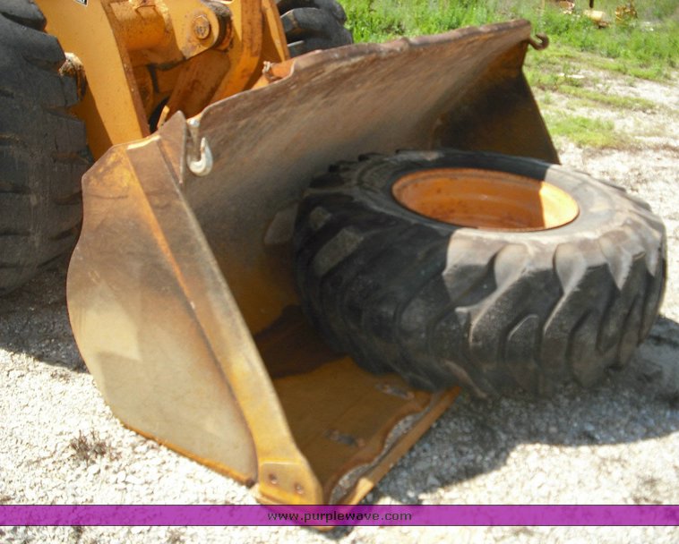 image for item 3492 1996 Case 721B wheel loader