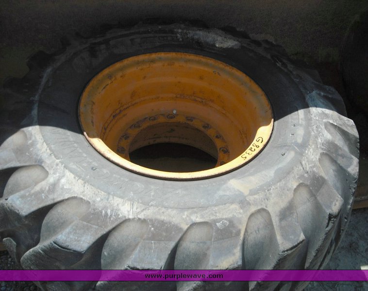 image for item 3492 1996 Case 721B wheel loader